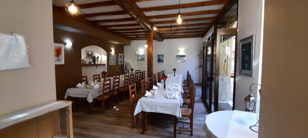 Hotel Restaurant Le Saint Clement Eksteriør billede